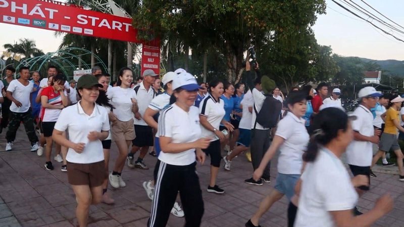 Giải Minh Long Half Marathon 2024