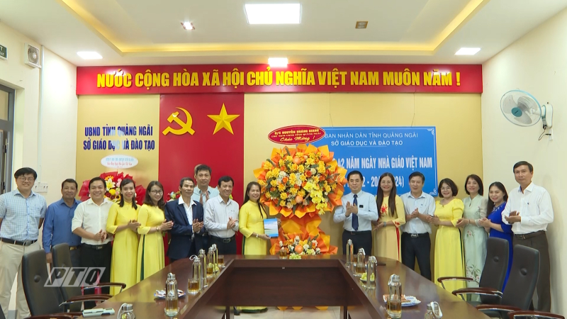 Chủ tịch UBND tỉnh Nguyễn Hoàng Giang thăm, chúc mừng ngày Nhà giáo Việt Nam