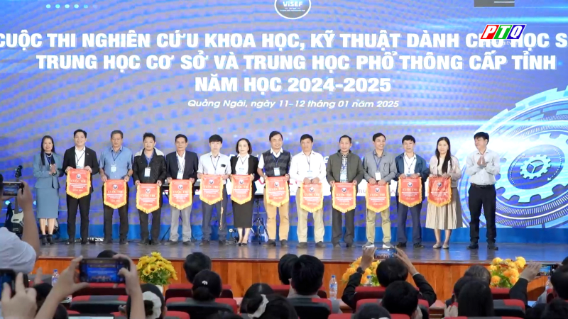 Khai mạc Cuộc thi khoa học, kỹ thuật khối trung học cấp tỉnh