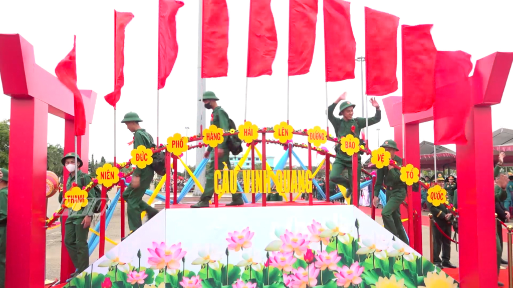 chien,si,dp,qua,caafuvinh,quang2,13354213.jpg