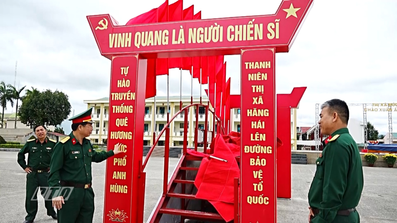 Kiểm tra c&ocirc;ng t&aacute;c chuẩn bị giao, nhận qu&acirc;n năm 2025