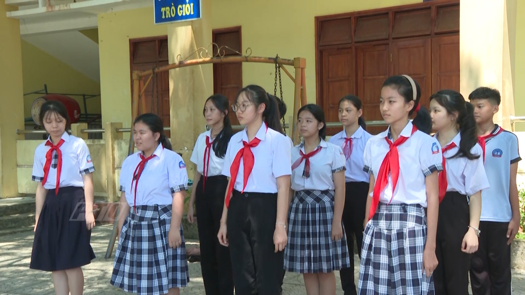 Giờ sinh hoạt Đội của học sinh Trường THCS Long Hiệp
