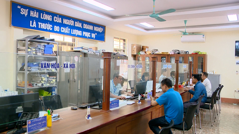 Không gián đoạn giải quyết thủ tục hành chính sau sáp nhập