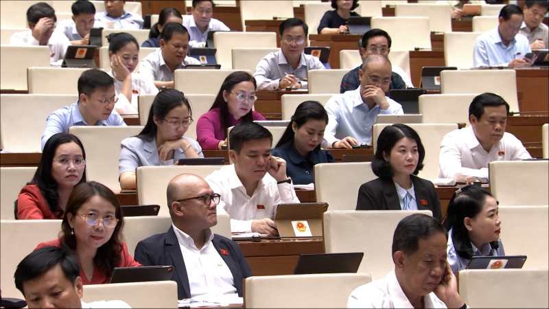 Quốc hội xem xét xóa thanh tra sở, huyện, cắt 40% thủ tục hành chính