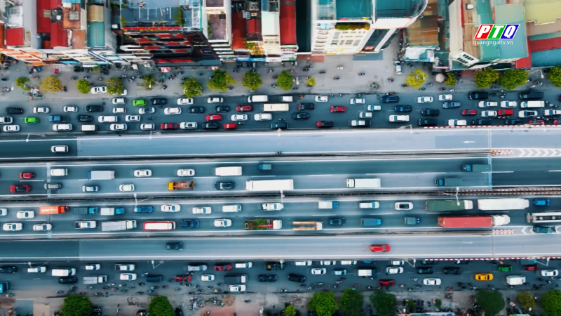 Hà Nội và TP. Hồ Chí Minh siết tiêu chuẩn khí thải ô tô cao hơn