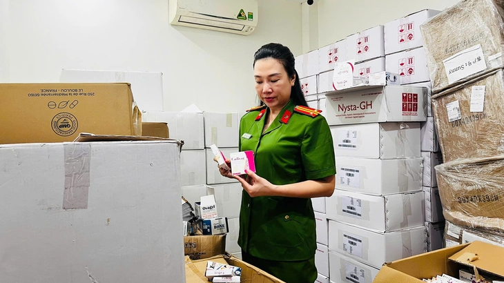 Công an Hà Nội phá chuyên án 100 tấn thuốc tân dược, thực phẩm chức năng giả