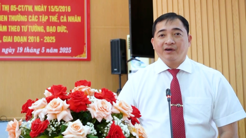 Nghĩa Hành tổng kết 10 năm thực hiện Chỉ thị 05 