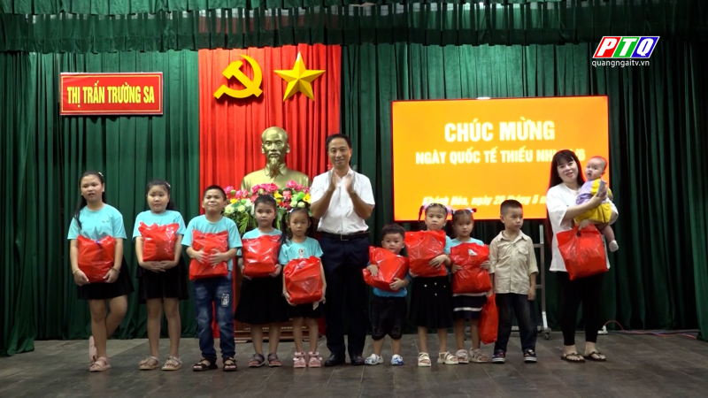 Tết thiếu nhi nơi đảo xa rộn ràng và ấm áp