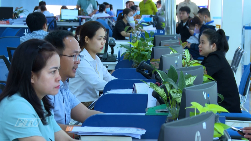 Bộ Nội vụ đề xuất quy định mới về thi tuyển, xét tuyển công chức