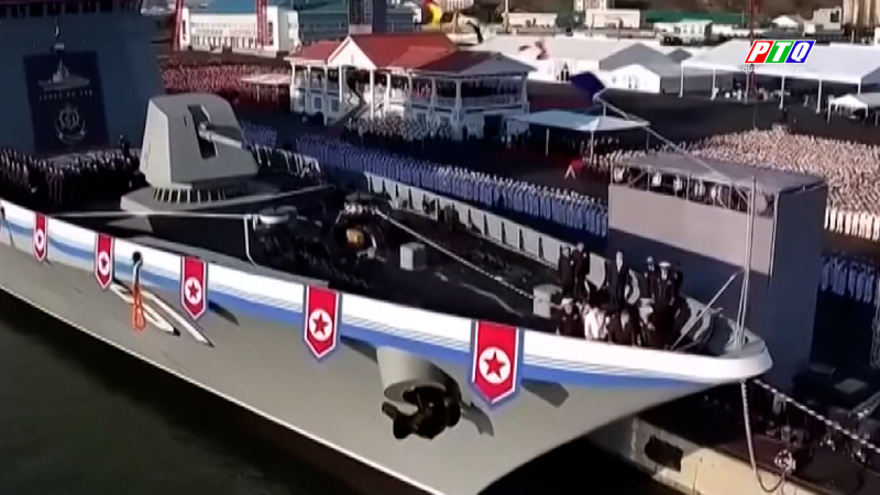 Triều Tiên triển khai khắc phục sự cố tàu khu trục bị lật 