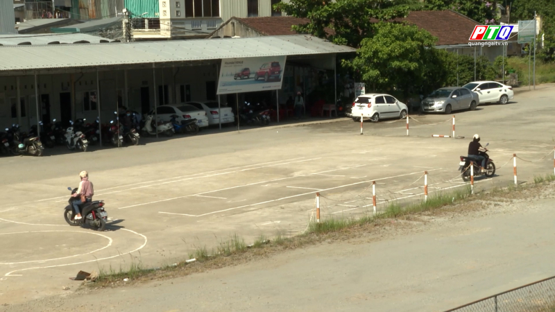 100 thí sinh đầu tiên thi sát hạch lái xe do Công an tổ chức