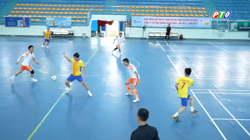 Chi hội Văn phòng đại diện và Phóng viên thường trú vô địch Giải Futsal Cúp Báo chí Quảng Ngãi 