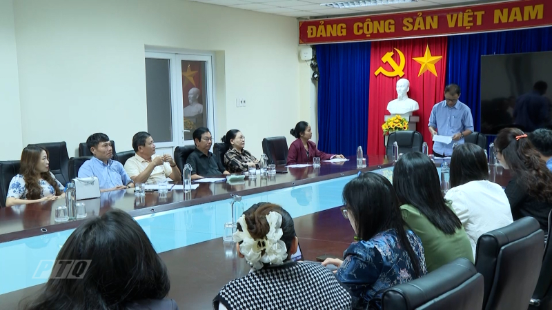Họp Ban Tổ chức cuộc thi Tiếng hát người làm báo  