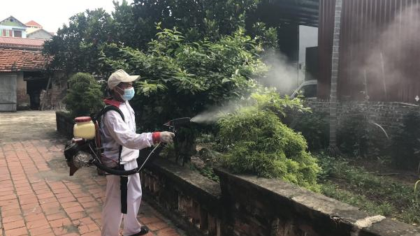 Xử lý các điểm nguy cơ, ngăn chặn bệnh sốt xuất huyết phát triển