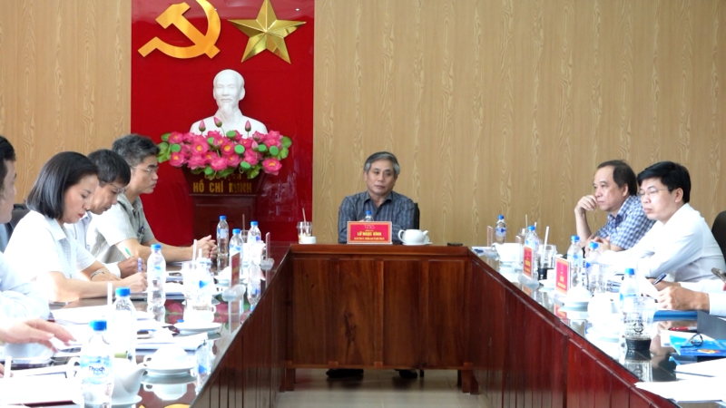 Trưởng Ban Tổ chức Tỉnh ủy kiểm tra vận hành chính quyền địa phương 2 cấp tại xã Mộ Đức