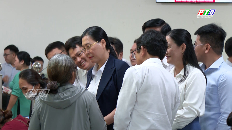 Ngày đầu vận hành thử nghiệm chính quyền địa phương 02 cấp