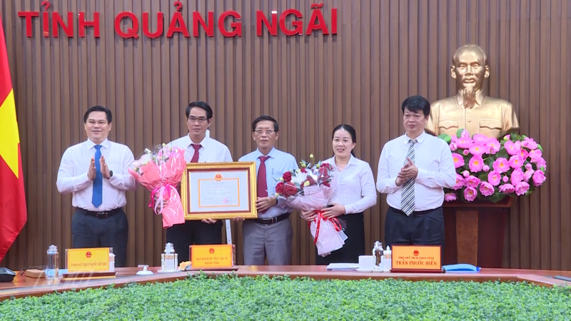 Mộ Đức được công nhận đạt chuẩn huyện nông thôn mới năm 2024