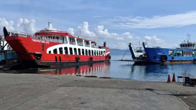 Chìm phà ở Indonesia