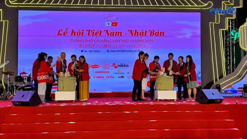 Lễ hội Việt Nam - Nhật Bản hút hàng ngàn du khách tại Đà Nẵng