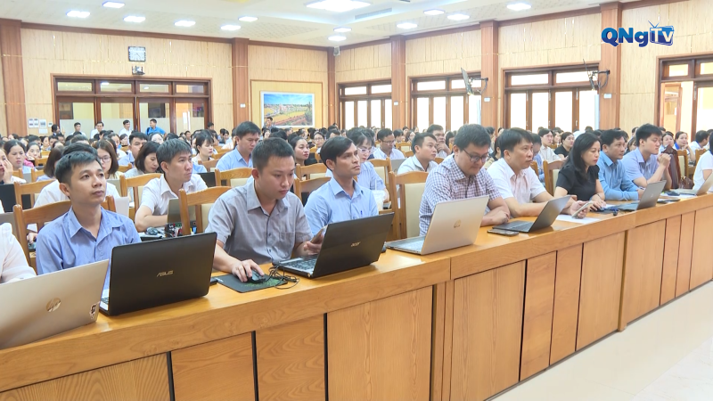 Quảng Ngãi tập huấn Nền tảng Quản trị tổng thể cho cán bộ cơ sở 