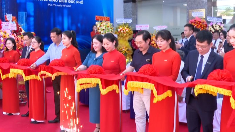 Sacombank khai trương hoạt động phòng giao dịch Đức Phổ