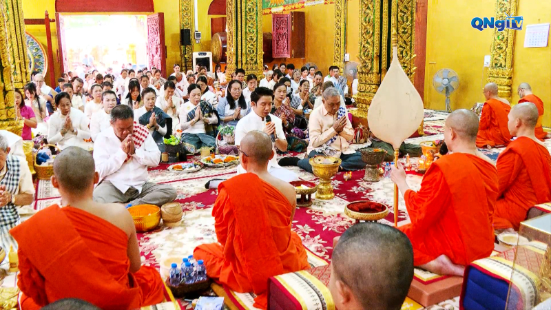 Nét đẹp văn hóa trong nghi lễ phật giáo của Lào