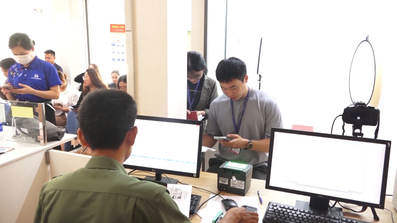 Quảng Ngãi cấp định danh điện tử cho người nước ngoài