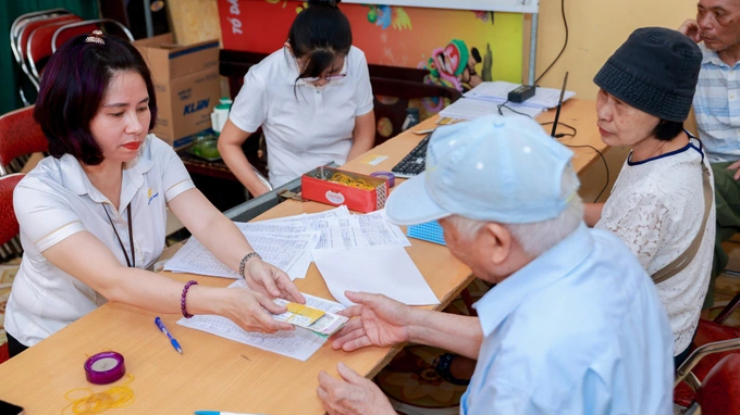 Khoảng 1,2 triệu người từ 75 tuổi trở lên được hưởng trợ cấp hưu trí xã hội  