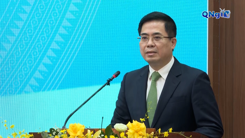 Chủ tịch UBND tỉnh Nguyễn Hoàng Giang phát biểu tại kỳ họp thứ 2, HĐND tỉnh Quảng Ngãi khóa XIII