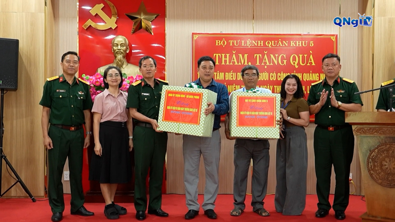 Quân khu 5 tri ân các tướng lĩnh và người có công tỉnh Quảng Ngãi