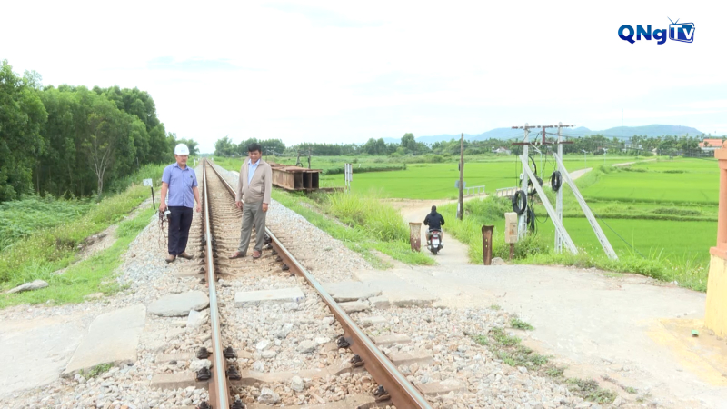 Triển khai công tác bảo đảm trật tự an toàn giao thông đường sắt tại các điểm giao cắt với đường bộ 