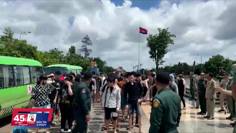 45 giây 1 chạm ngày 31/7