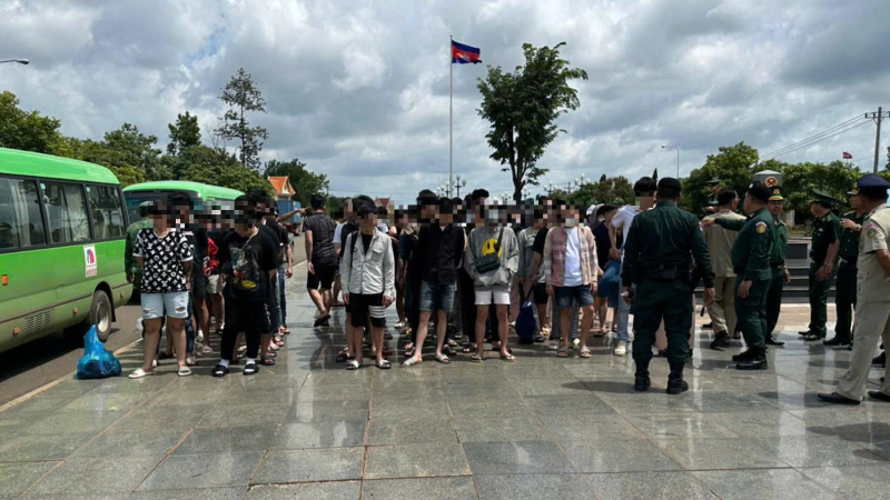 Tiếp nhận 85 công dân Việt Nam liên quan hoạt động lừa đảo ở Campuchia