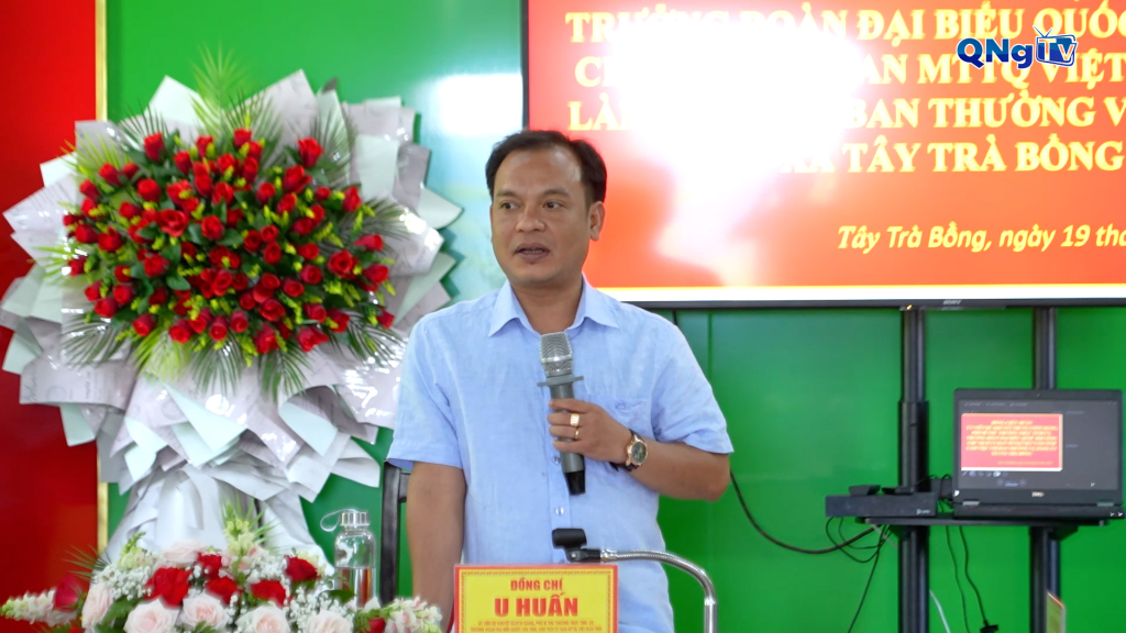 Uỷ viên dự khuyết Trung ương Đảng, Phó Bí thư Thường trực Tỉnh uỷ, Chủ tịch Uỷ ban MTTQ Việt Nam tỉnh, Trưởng Đoàn đại biểu Quốc hội tỉnh U Huấn phát biểu