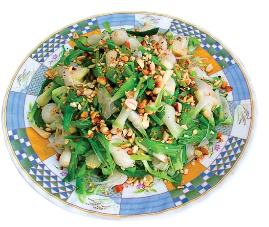 Món gỏi tỏi Lý Sơn