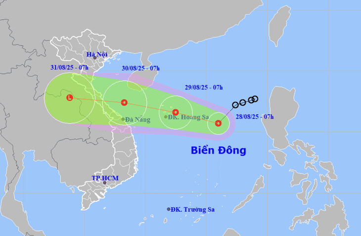 Dự báo vị trí và hướng di chuyển áp thấp nhiệt đới lúc 7h sáng 28/8 - Ảnh: NCHMF
