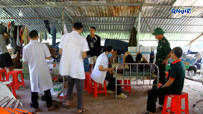 Nghệ An cần nguồn lực y tế cho vùng lũ