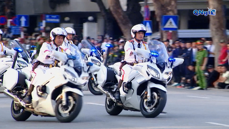 Mãn nhãn màn trình diễn ấn tượng của lực lượng Cảnh vệ Công an nhân dân