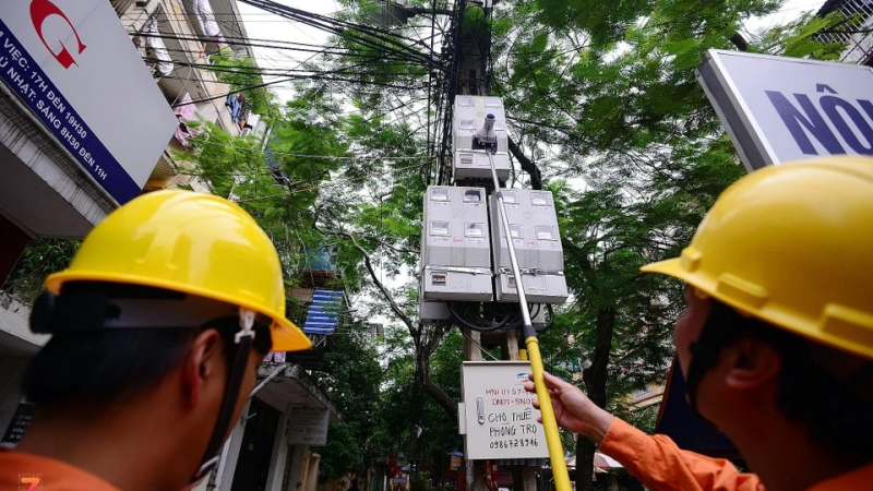 Công suất tiêu thụ điện tăng đột biến vì nắng nóng