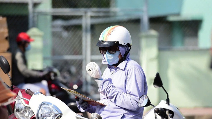 Thời tiết hôm nay: đất liền nắng nóng, biển đông áp thấp nhiệt đới gây mưa