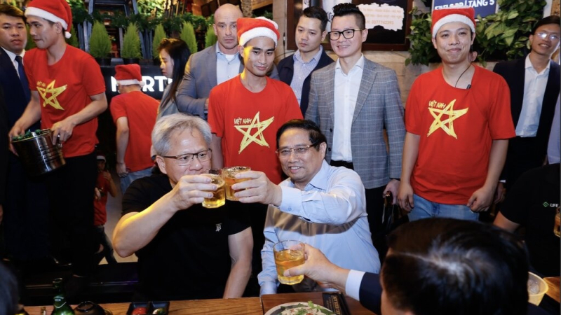 Việt Nam miễn thị thực cho tỷ phú và người nổi tiếng