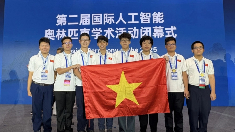Học sinh Việt vào top 4 Olympic AI quốc tế