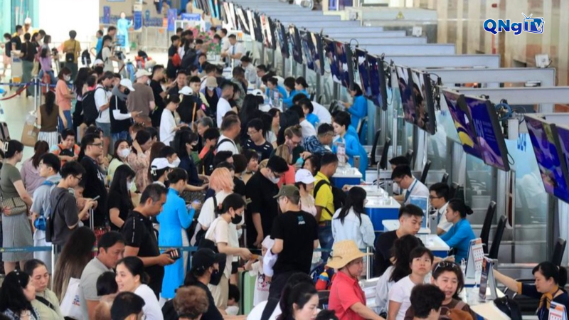 Sân bay Nội Bài dự kiến đón 110 nghìn lượt khách trong ngày cao điểm lễ 2/9