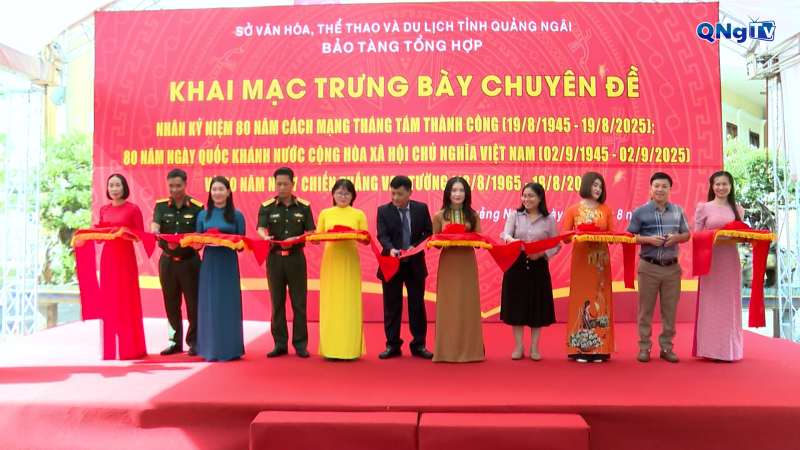 Trưng bày chuyên đề 80 năm Cách mạng tháng Tám, Quốc khánh 02/9 và 60 năm Chiến thắng Vạn Tường