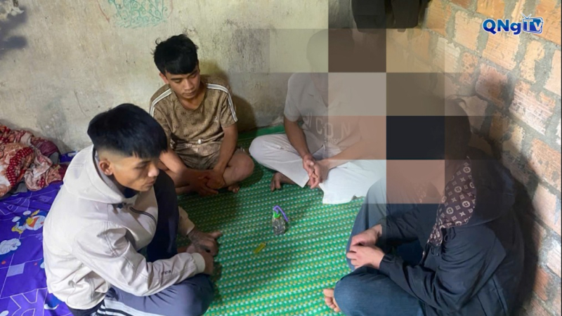 Công an xã Kon Braih xử lý 4 người liên quan đến ma túy