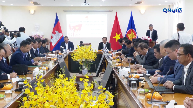 Tọa đàm “Hành trình 80 năm phát triển của Việt Nam và quan hệ Việt Nam – Campuchia”