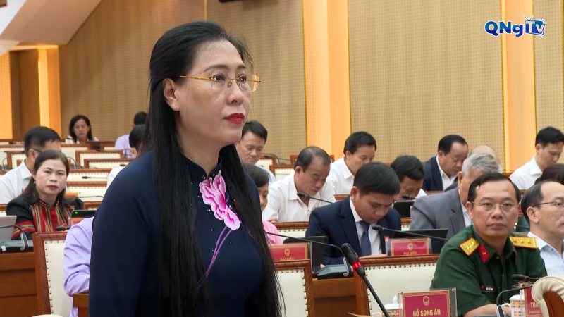 Điều chỉnh mục tiêu tăng trưởng kinh tế năm 2025 lên 10%