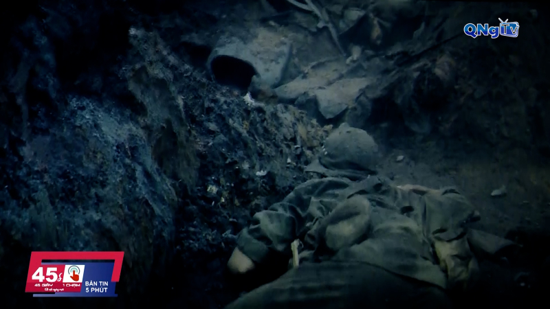 Phim Mưa đỏ tạo “cơn sốt” phòng vé