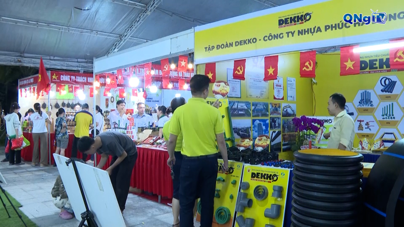 Khai mạc Hội chợ Công thương và OCOP Quảng Ngãi năm 2025