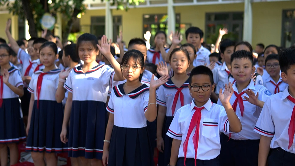 Thủ tướng yêu cầu tổ chức triển khai chủ trương miễn học phí, hỗ trợ bữa ăn trưa cho học sinh, bảo đảm mọi đối tượng thụ hưởng đều được tiếp cận kịp thời.